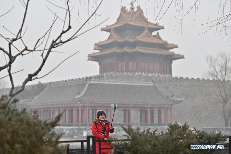 In Pictures: Snowfall in Beijing